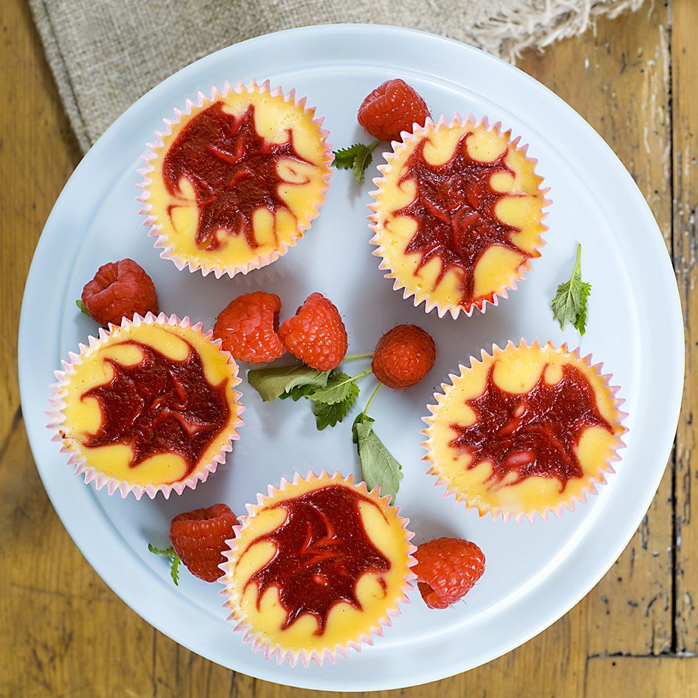 Stekte ostekakemuffins med bringebær