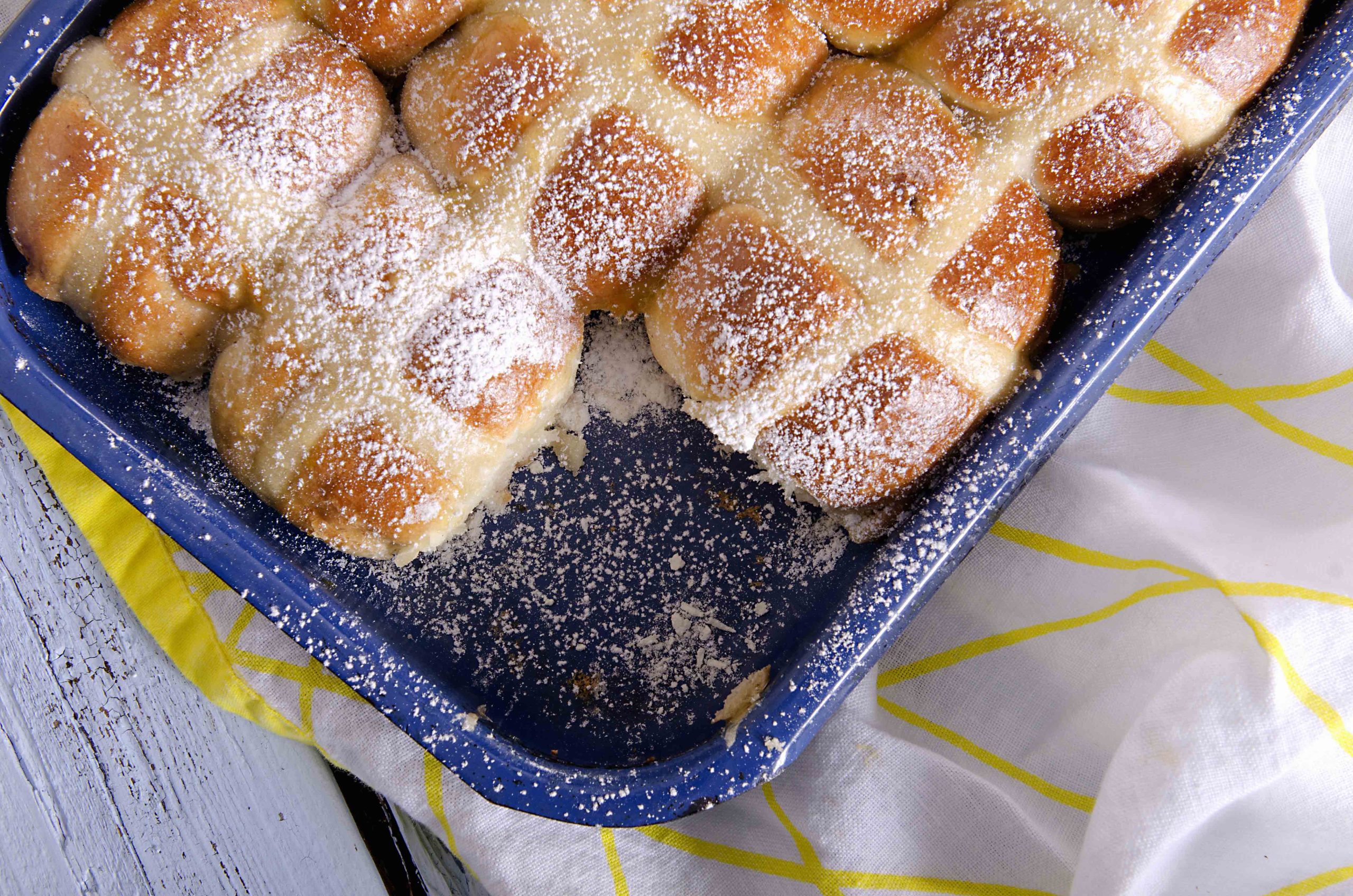 Påskeboller i langpanne