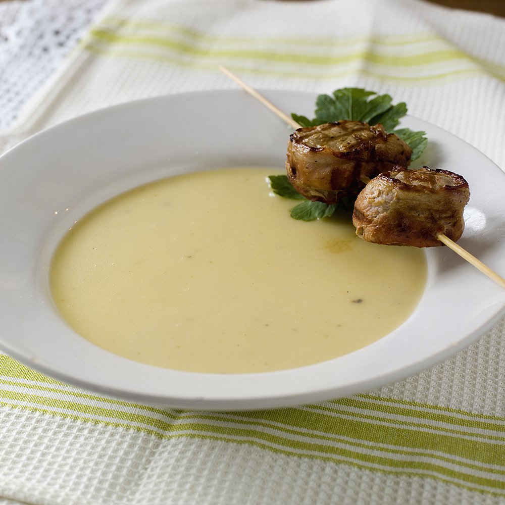 Potetsuppe med svinemedaljonger